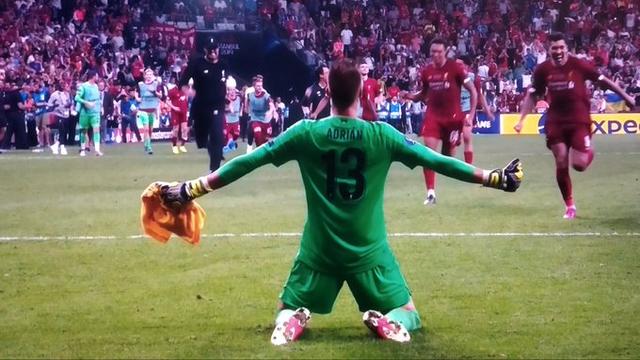  阿森纳门将神扑助球队逼平利物浦