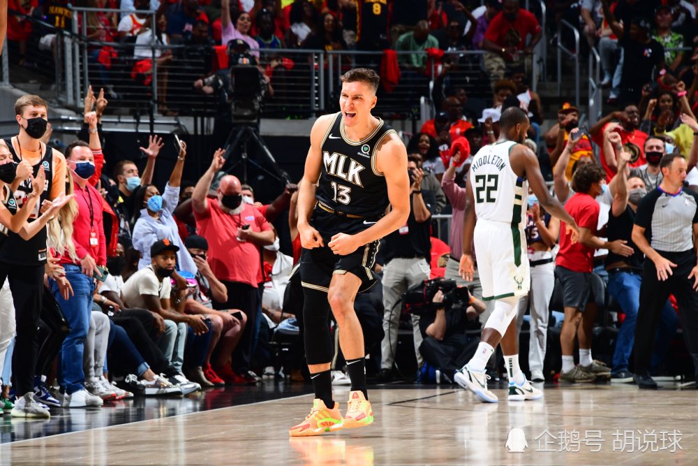  克莱蒙防守漏洞百出客场大比分负于里尔  