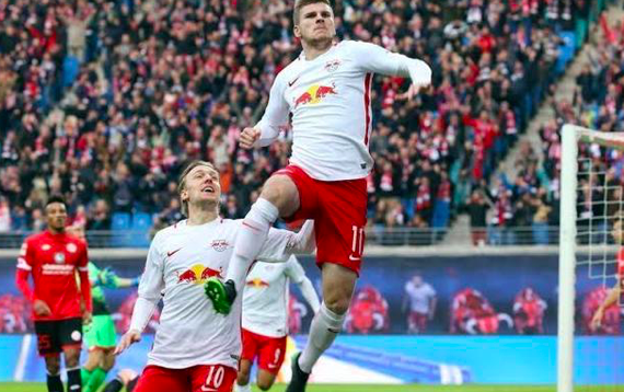  柏林联合防守固若金汤，德甲升班马书写保级传奇