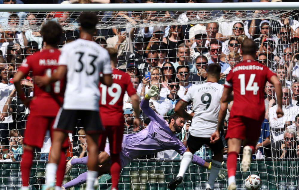  富勒姆中场核心世界波破门绝杀埃弗顿