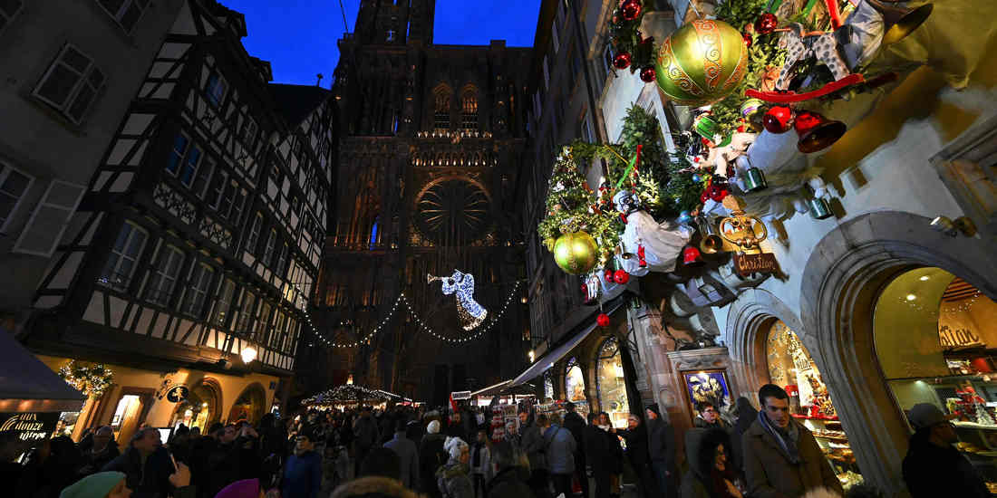  斯特拉斯堡防守漏洞百出，惨遭领头羊碾压