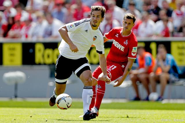  柏林赫塔战术执行到位，精密布局掌控比赛节奏