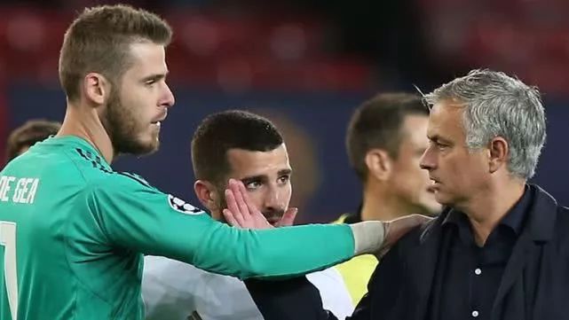  不莱梅老将宝刀未老，德甲经验助力关键三分  